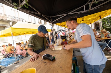 Braderie des commerçants 256