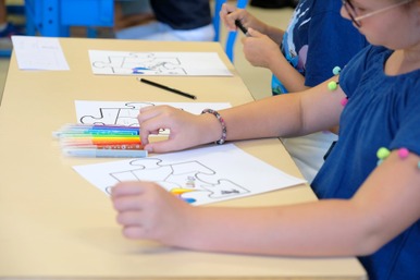 En classe
